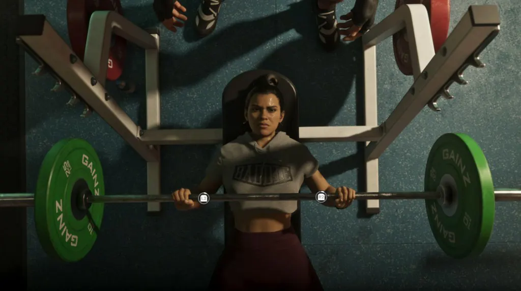 GTA 6: Lucia in palestra alla panca piana