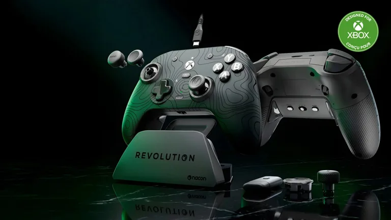 Nacon Revolution Pro X-SE, il controller Xbox con tensione degli stick regolabile costa 129,99 € in Italia
