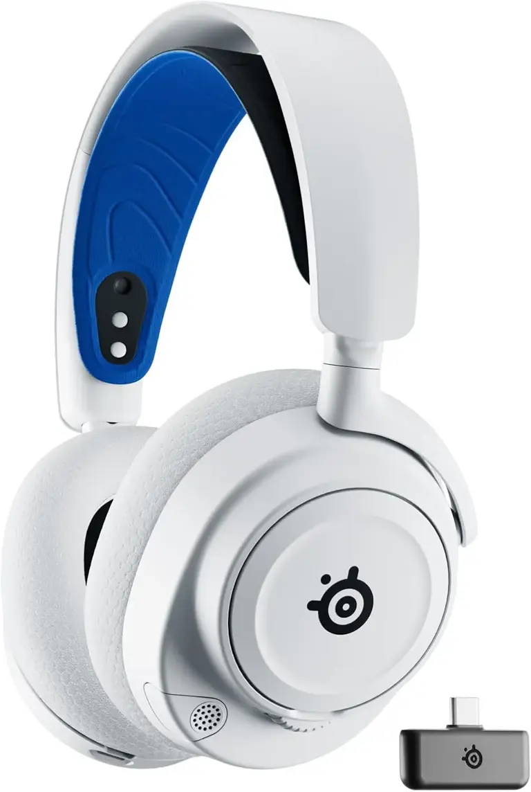 SteelSeries Arctis Nova 7P su Amazon: cuffie wireless per PS5 e PC