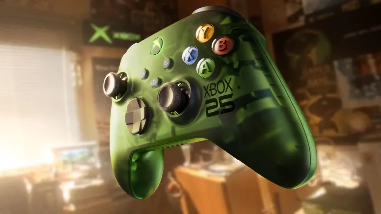 Xbox X25, il controller verde traslucido per i 25 anni costa 79,99 € in Italia